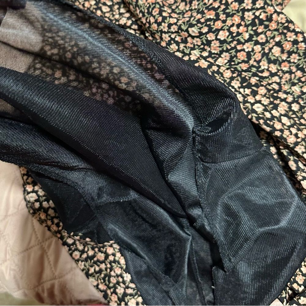 💚 C12 TOBI dress with lace accent - Picture 6 of 6